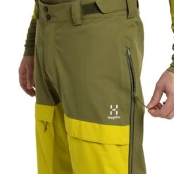 Haglöfs HAGLÖFS ELATION GTX PANT M OLIVE GREEN/AURORA 23 -Warm Winter Outlet Store 9 113440 elation gtx pant m olive green aurora 604657 4w6 05