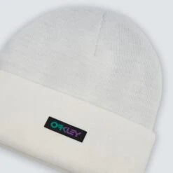 OAKLEY B1B GRADIENT PATCH BEANIE WHITE 23 -Warm Winter Outlet Store 9 119959 b1b gradient patch beanie white fos900707 100 03