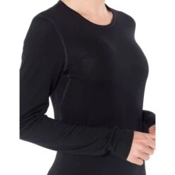 ICEBREAKER 260 TECH LS CREWE W BLACK 23 -Warm Winter Outlet Store 9 43501 260 tech ls crewe w black 104387 001 05